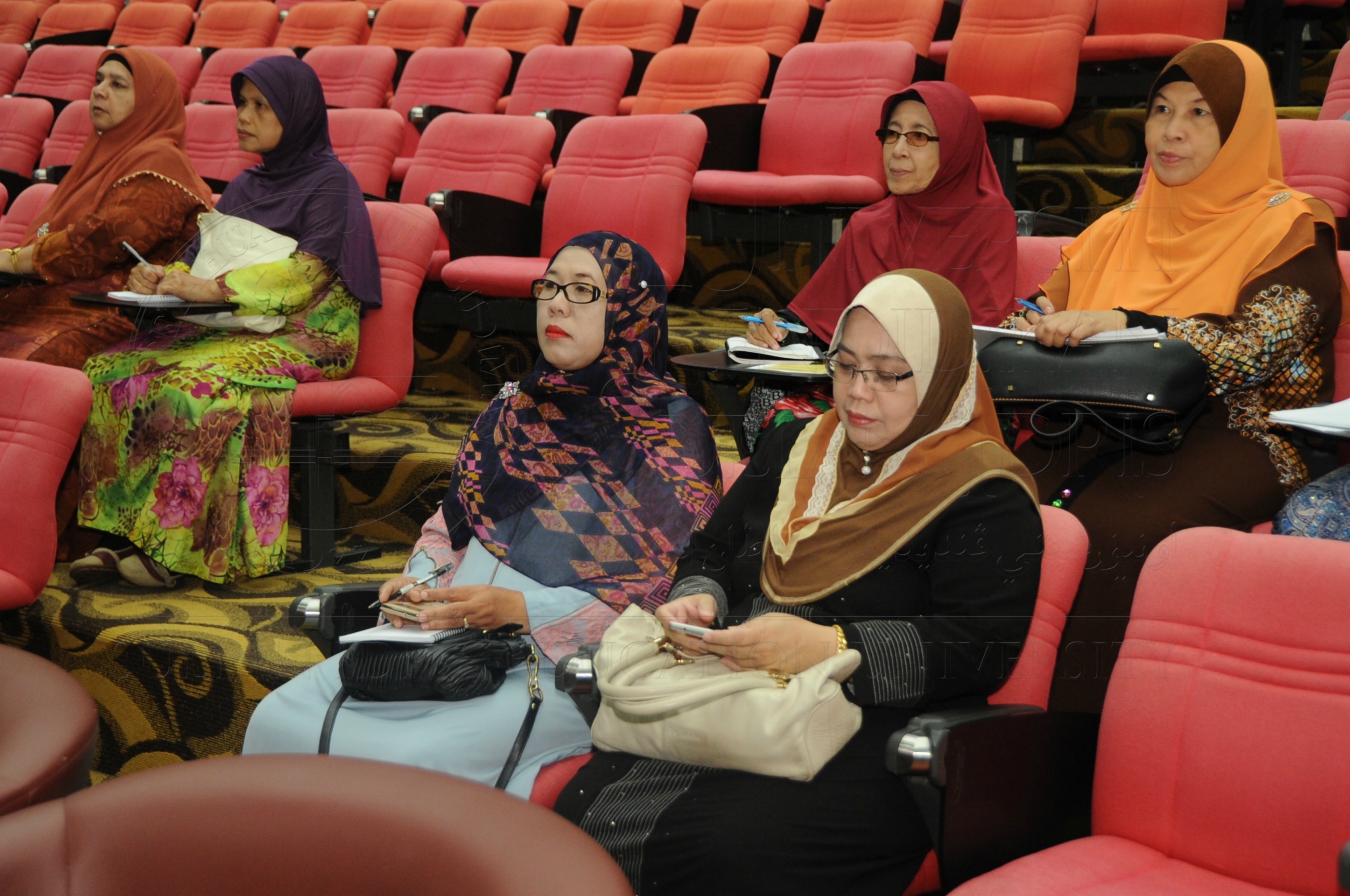 PRO 16 1 MAULIDUR HAS 7366